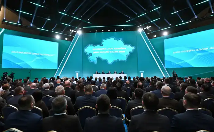 Обсуждение стратегий развития сельских территорий на встрече с акимами