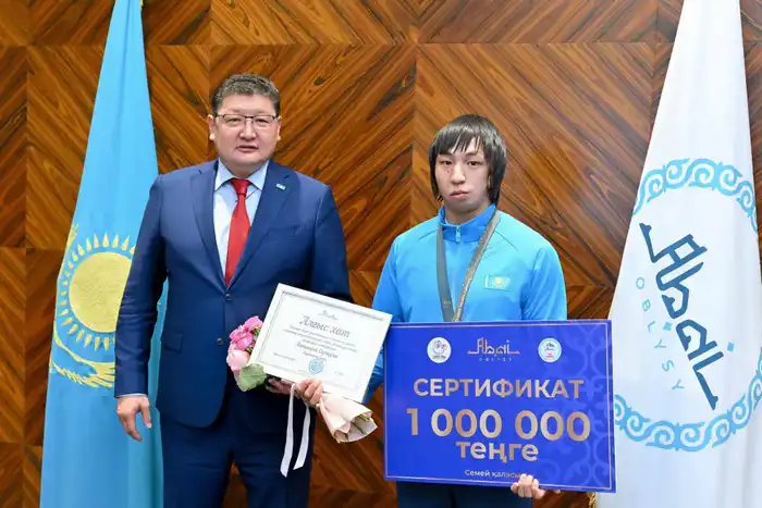 Аким области отметил призеров Сурдлимпийских игр (6)