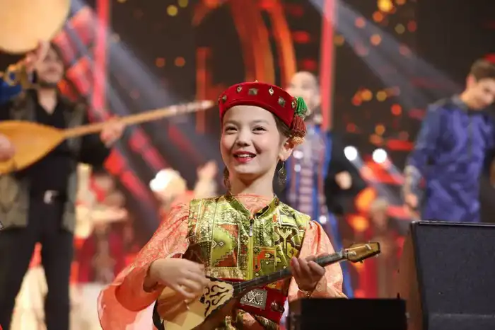 Более 1500 человек посетили концерт, посвящённый торжественной церемонии закрытия «Культурной столицы тюркского мира Актау – 2025» (10)