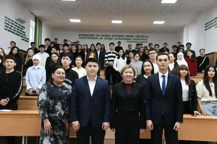 «Таза Қазақстан»: в Астане прошла лекция на тему «Экологическая чистота и гармония духовной чистоты» (6)
