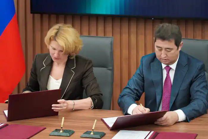 Сотрудничество на поле двусторонней торговли: Айдарбек Сапаров и Оксана Лут обсуждают новые горизонты агропромышленного партнерства