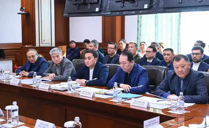 Аким Нурлыбек Налибаев призвал контролировать цены на продукты и благоустройство