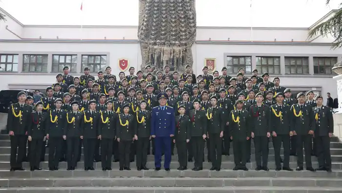 В Турции открыли мемориальную доску казахстанскому офицеру Кайрату Кудабаеву