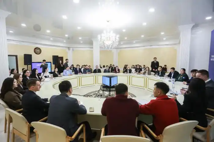 Молодежно-волонтерский форум в рамках ХХІ форума межрегионального сотрудничества Казахстана и России проходит в Уральске (6)