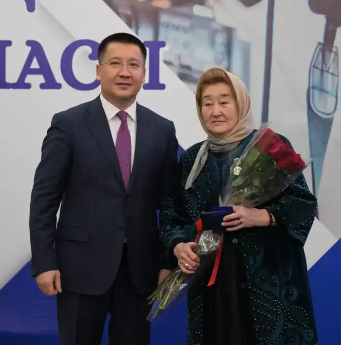 В Павлодаре прошло торжественное мероприятие, посвященное 60-летию областного телеканала «ERTIS» (5)