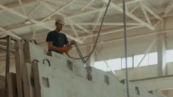 В Индустриальном парке №1 запущено 140 проектов на 336 миллиардов тенге, что подтверждает рост обрабатывающей промышленности.