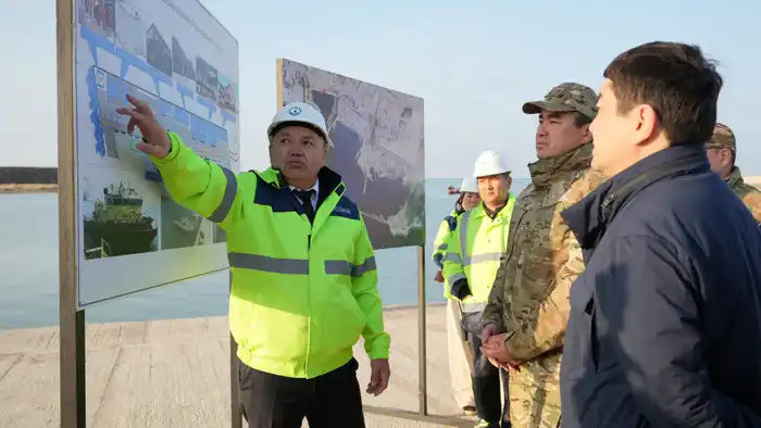 Чингис Аринов посетил «Теңіз жасағы» в море