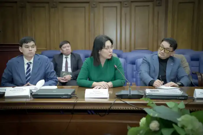 В Казахстане создана рабочая группа по внедрению искусственного интеллекта в сферу образования (2)