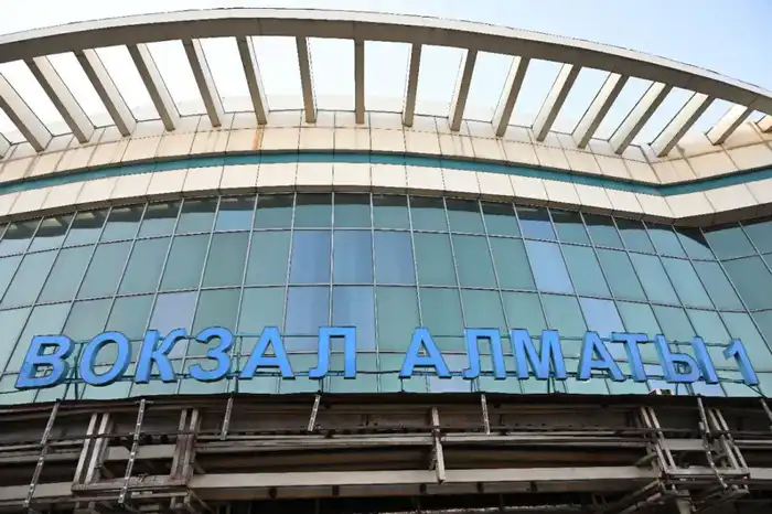 Дархан Сатыбалды проверил ход модернизации вокзала Алматы–1 (3)