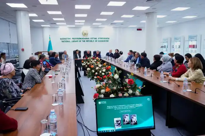 Литературный вечер Аскара Сулейменова в Алматы презентация романа Бесатар и сборника Парасат падишасы Шымкенте