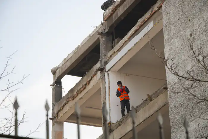 Реконструкция школы № 56 в Алматы. Фото: ©️ Tengrinews.kz / Никита Данилин
