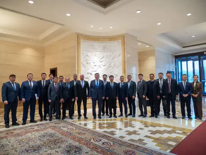 Визит в Китайскую Народную Республику продолжился в городе Урумчи, в Синьцзян-Уйгурском автономном округе (3)