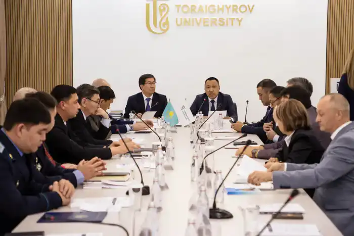 В Торайгыров университете обсудили правовую идеологему «Закон и порядок» (8)