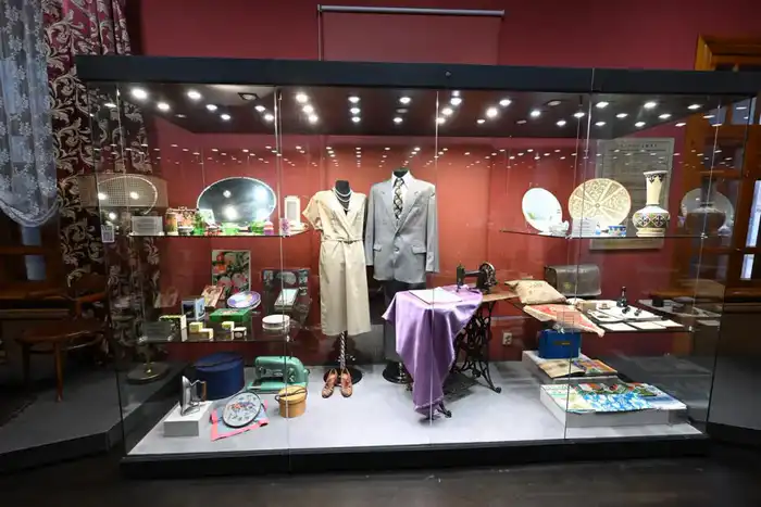 Аким Алматы Дархан Сатыбалды ознакомился с деятельностью Дворца школьников и Музея Алматы (3)