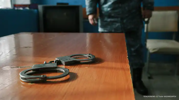 Ужесточение наказания за незаконное использование товарных знаков в Казахстане: до трёх лет лишения свободы