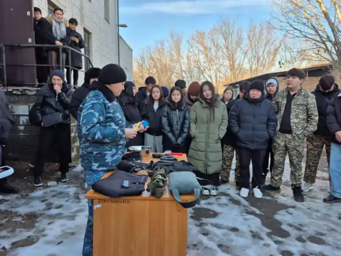 «Закон и порядок»: столичным студентам показали работу кинологической службы полиции Астаны (3)
