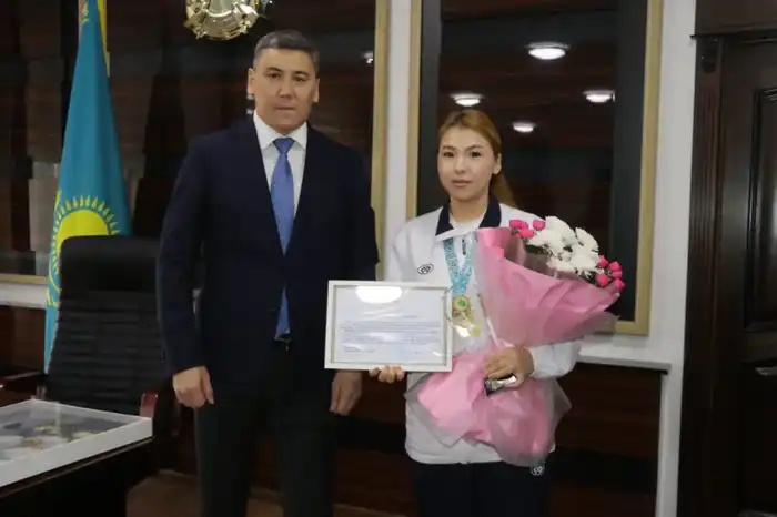 СПОРТСМЕН ТУРКЕСТАНСКОЙ ОБЛАСТИ СТАЛ ЧЕМПИОНОМ АЗИИ ПО АСЫК АТУ (2)