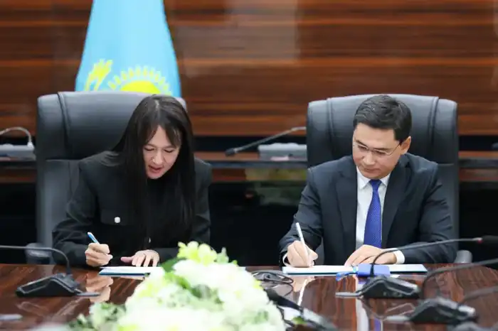 БОЛЕЕ 100 МЕМОРАНДУМОВ О СТАБИЛИЗАЦИИ ЦЕН И СДЕРЖИВАНИИ ИНФЛЯЦИИ ЗАКЛЮЧИЛИ В ШЫМКЕНТЕ (2)