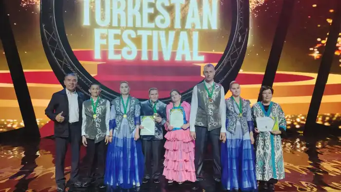 Творческое наследие Каркаралинского района: успех артистов на международном фестивале в Туркестане