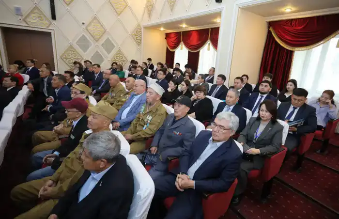 Обсуждение бюджета Мангистау с акцентом на социальное развитие и инфраструктуру