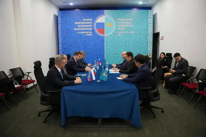 Восточно-Казахстанская и Омская области подписали меморандум о сотрудничестве (2)