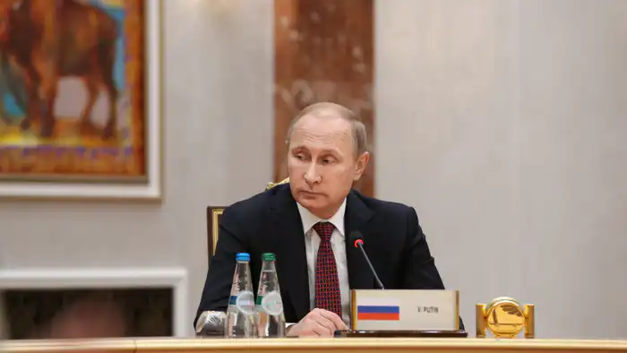 Путин объяснил пробки на границе Казахстана с Россией: борьба с контрабандой