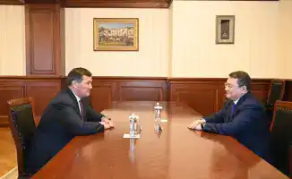 Аким Нурлыбек Налибаев обсудил с советником президента ключевые планы для Кызылординской области