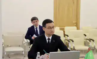 Светлана Жакупова и Мухаммедсейит Сылапов обсудили цифровизацию и сотрудничество в социально-трудовой сфере между Казахстаном и Туркменистаном