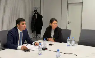 Вице-министр Куандык Кажкенов встретился с гражданами для обсуждения проблем ЖКХ