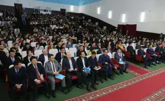 Встреча Ербола Карашукеева с жителями Таласского района: акцент на социально-экономическое развитие и международное сотрудничество