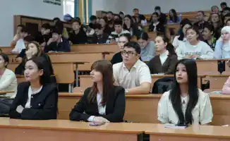 «Таза Қазақстан»: в Астане прошла лекция на тему «Экологическая чистота и гармония духовной чистоты»