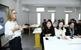 Международный эксперт Клеа Фернандез представила методику Lesson Study в Казахстане