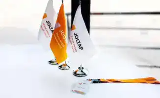 Многодетная мама из Астаны освоила профессию продавца-кассира и устроилась на постоянную работу