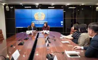 Наука в классах: будущие ученые Казахстана готовятся!