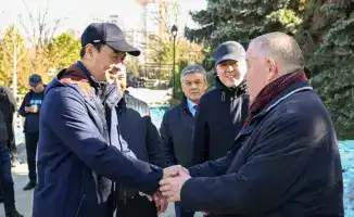 Открытие нового сквера в Алматы с зелеными зонами и современными системами