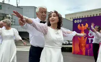 В Астане стартовал танцевальный кружок для пенсионеров, способствующий улучшению здоровья