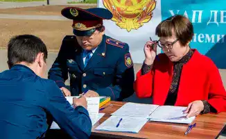 Алматыда полиция жастарға киберқауіпсіздік туралы айтты