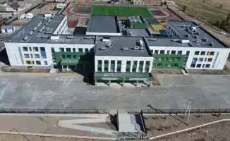 Новые образовательные маяки зажглись в Енбекшиказахском районе: две школы для будущих поколений