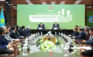 Награды аграриям Шымкента от Айдарбека Сапарова