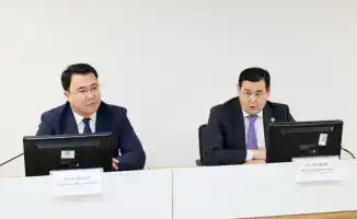 Азат Султанов обсудил международные перспективы агропромышленного комплекса на встрече с жителями Алматы