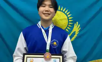 100% успех: Казахстанские школьники на олимпиаде KhIMIO2025!