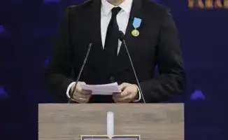 Артур Ластаев поздравил факультет международных отношений КазНУ с 30-летием