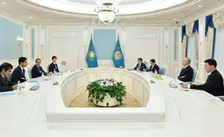 Токаев встретился с лидерами падела в Алматы