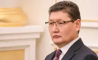 Социальные последствия: Берик Уали комментирует фото с фигурантом 'дела Алиби' Арманом Абильтаевым