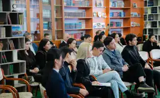 Вместе к избирательным вершинам: ЦИК РК и молодые избиратели строят мосты к будущему