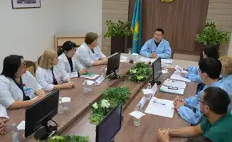 Посещение Асаина Байханова Павлодарского кардиологического центра обновление оборудования