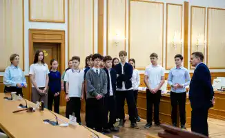 Экскурсия для студентов в Конституционном Суде Астаны