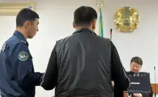 Казахстанцы могут вернуть деньги, отправленные 'казахскому Робин Гуду'