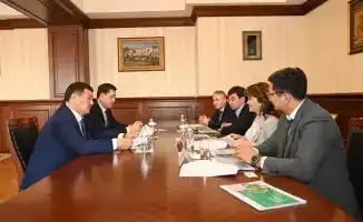 Встреча акима области и председателя Народного банка Казахстана обсуждение финансирования предпринимательства