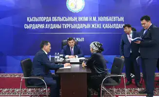 Аким области Нурлыбек Налибаев принял граждан в Теренозеке для обсуждения социальных вопросов